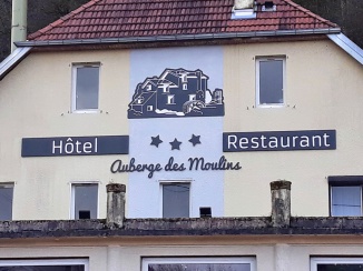 Enseigne Auberge des moulins